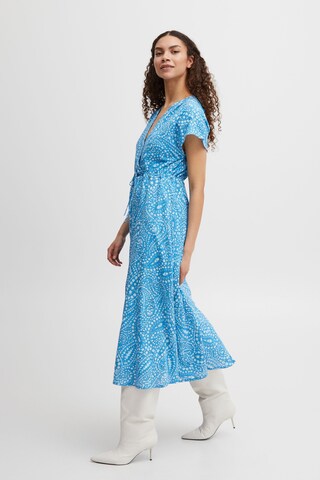 b.young Blusenkleid in Blau: predná strana