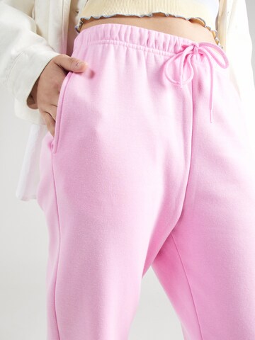 PIECES Tapered Hose 'CHILLI' in Pink