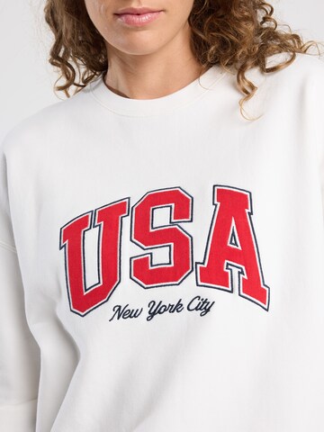 America Today Sweatshirt in Wit