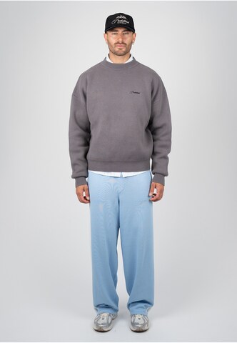 Pullover 'Back In The Days' di Prohibited in grigio