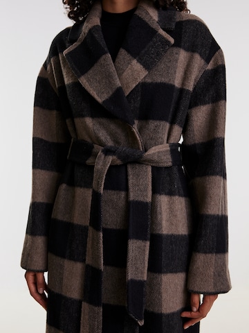 EDITED Between-Seasons Coat 'Uli' in Brown