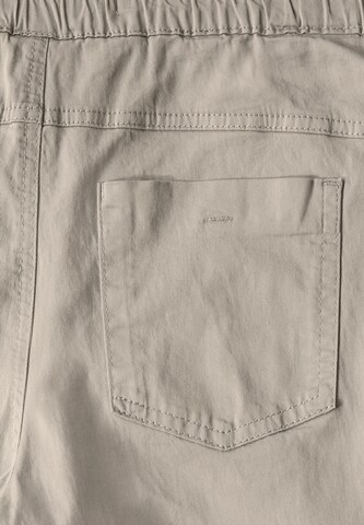 STREET ONE Slimfit Hose in Grau