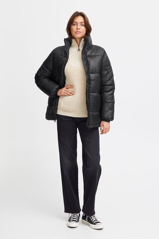 Veste d’hiver 'Abelone' Oxmo en noir