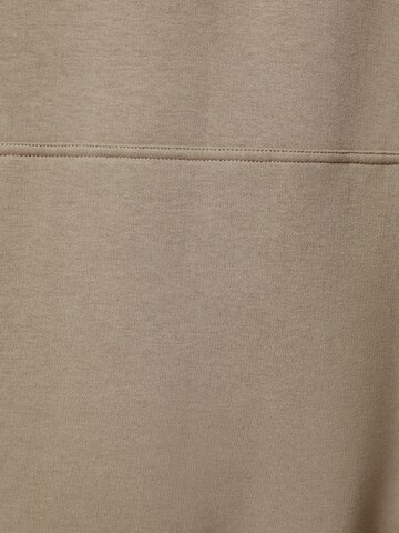 Bershka Tapered Hose in Beige