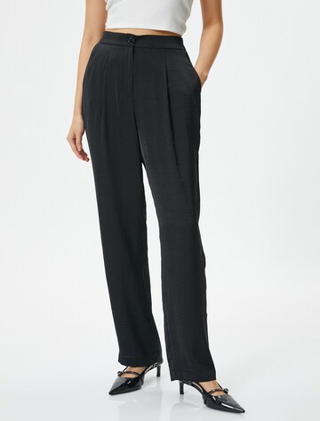 Koton Loose fit Pleat-front trousers in Black: front