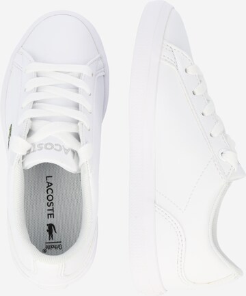 Sneaker di LACOSTE in bianco