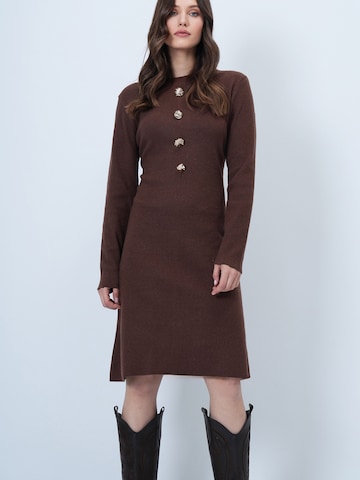Trend Alaçatı Stili Трикотажное платье в Коричневый