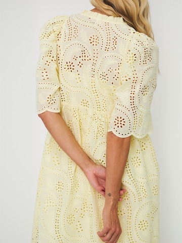 Robe ' Breezecras ' Crās en jaune