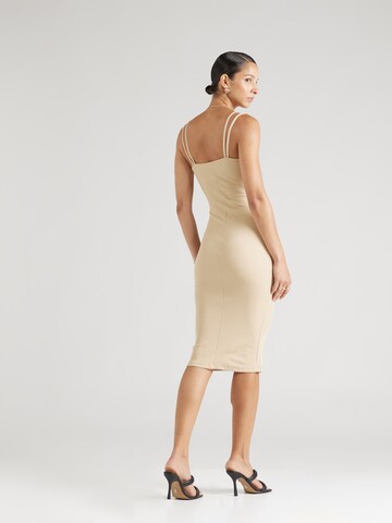 Trendyol Kleid in Braun