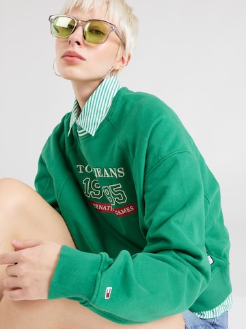 Tommy Jeans Sweatshirt i grønn