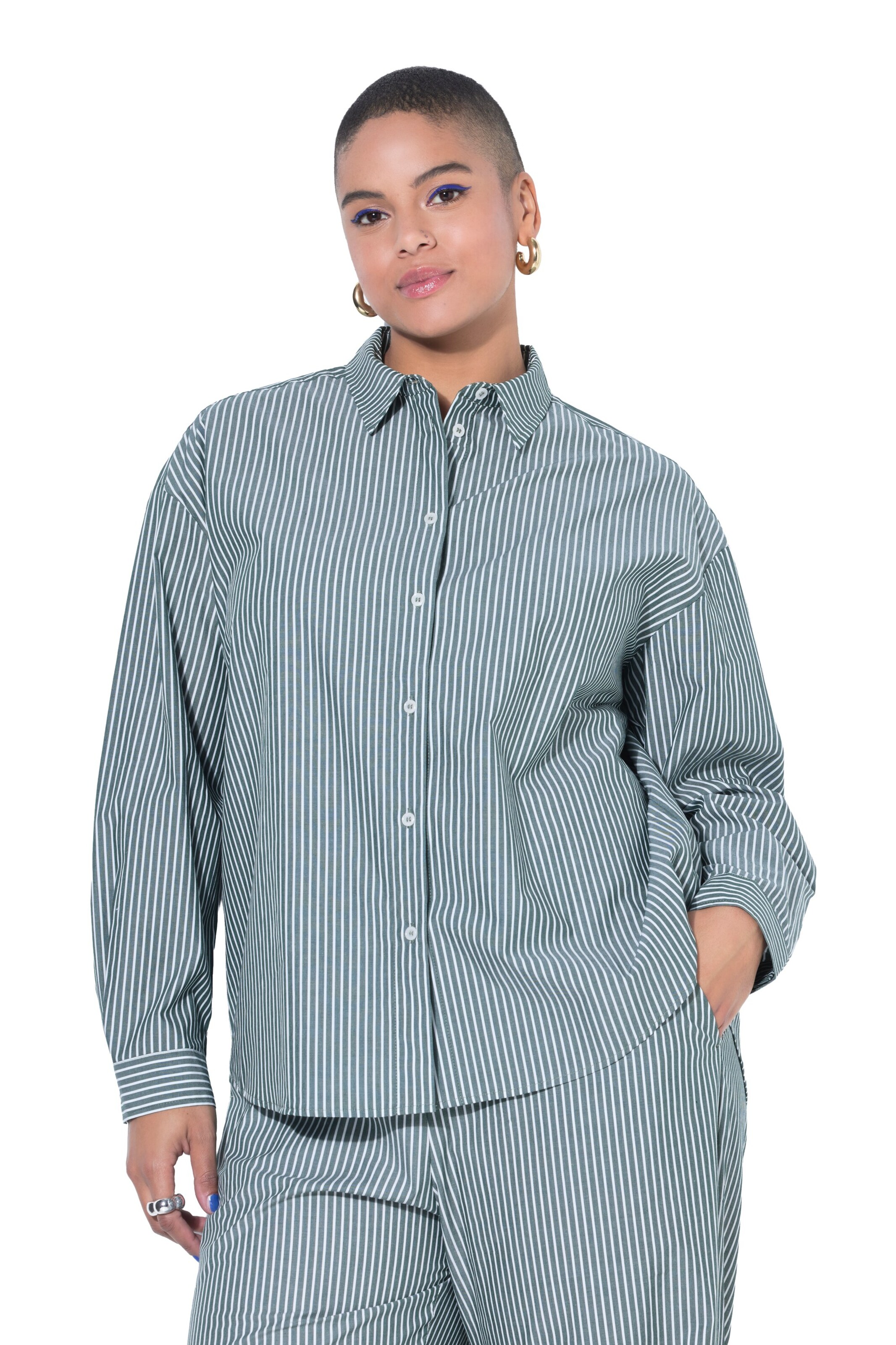 Studio Untold Bluse in Grün: Vorderseite