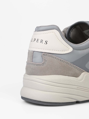 Sneaker bassa 'Nieves' di Scalpers in grigio