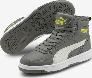 Baskets PUMA en gris