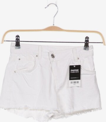 Bershka Shorts in XS in White: front