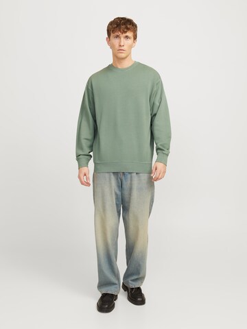 JACK & JONES Sweatshirt 'Charge' in Green