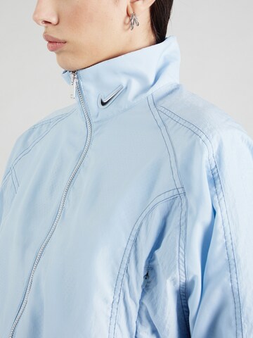 Nike Sportswear Between-season jacket in Blue