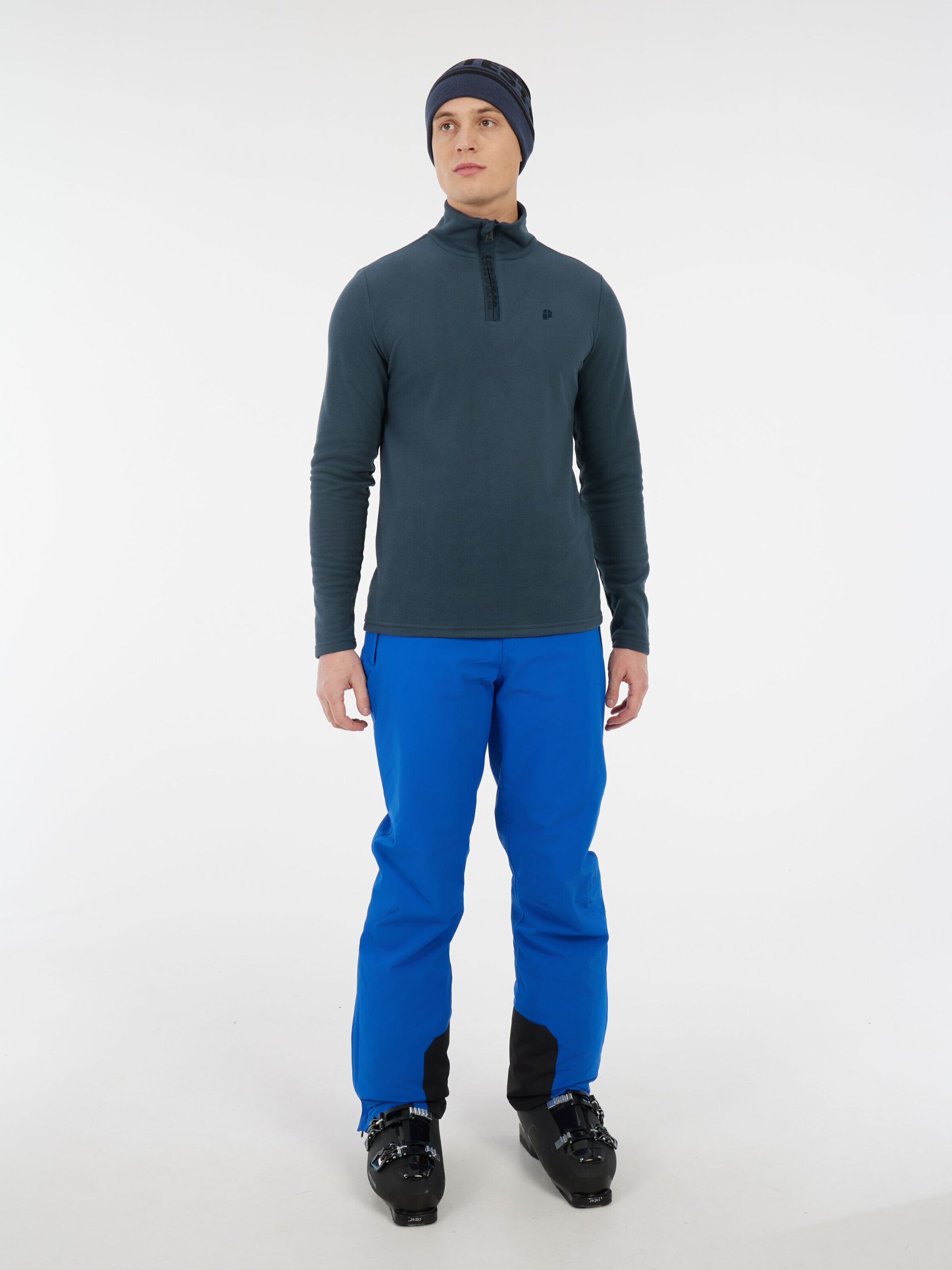PROTEST Sportsweatshirt 'PRTReperfecto'‌‌‌‌‌‌‌‌‌‌ in Blau