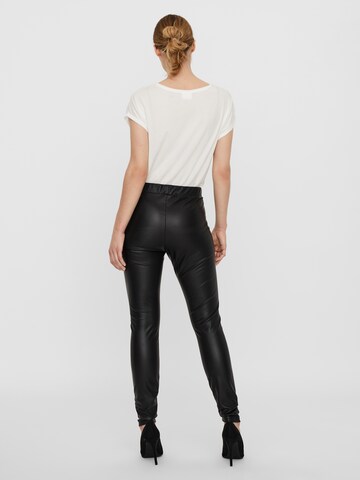 Skinny Leggings di VERO MODA in nero