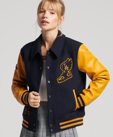 Superdry Tussenjas 'Varsity' in Blauw: voorkant