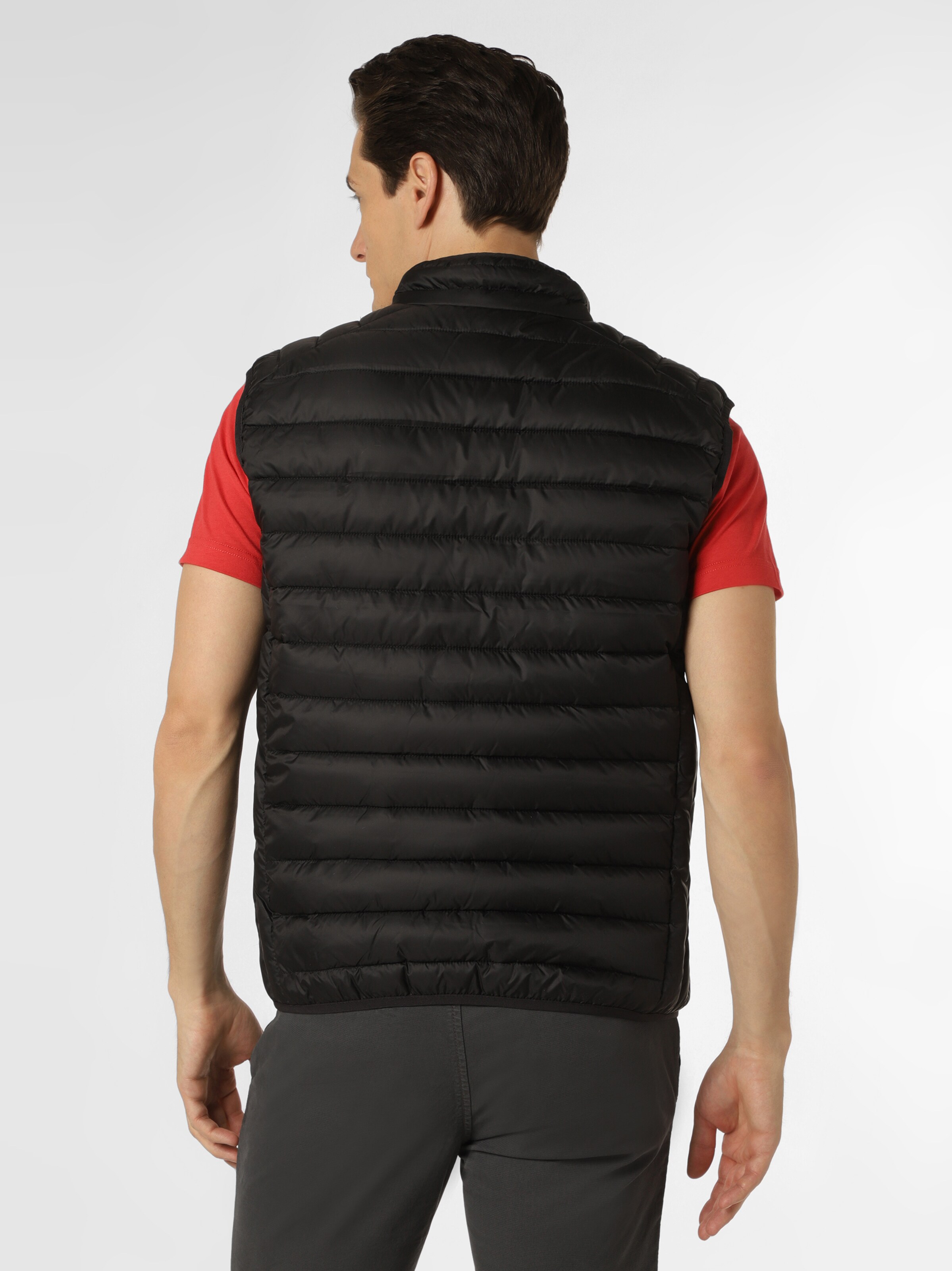 ELLESSE Regular fit Vest Bardy in Black ABOUT YOU