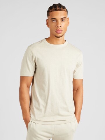 BOSS T-shirt 'Tegood' i beige: framsida