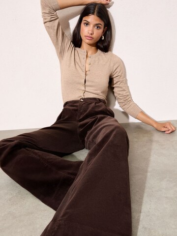 Friends Like These Wide leg Παντελόνι πλισέ σε καφέ