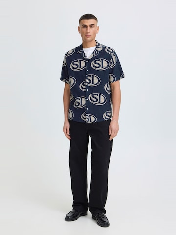 Coupe regular Chemise !Solid en bleu