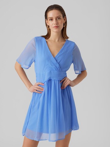 Robe VERO MODA en bleu : devant