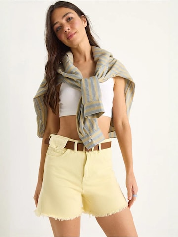Bianco Lucci Jeans in Geel