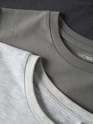 TWO SOON Shirt in Grey