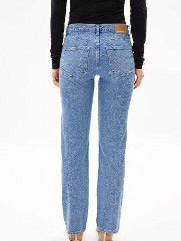 Slimfit Jeans 'Carenaa' di ARMEDANGELS in blu