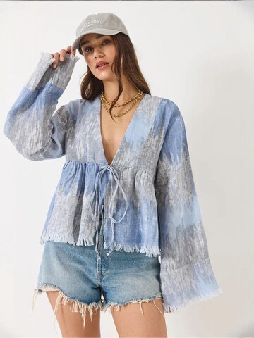 Kimono di Bianco Lucci in blu