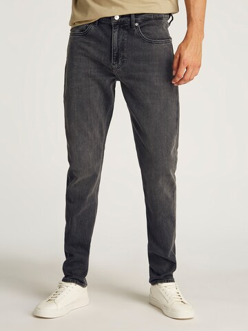 Slimfit Jeans di Calvin Klein Jeans in nero: frontale