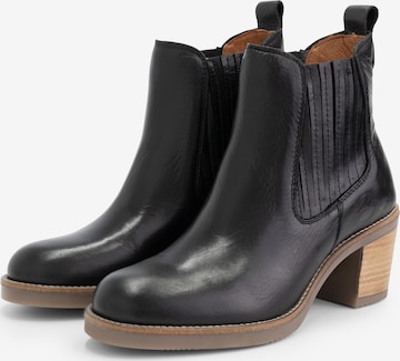 Travelin Chelsea boots 'Carantec' in Zwart