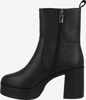 MTNG Ankle Boots 'SIXTIES' in Black