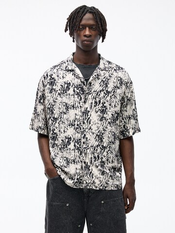 Fit confort Chemise Pull&Bear en noir : devant