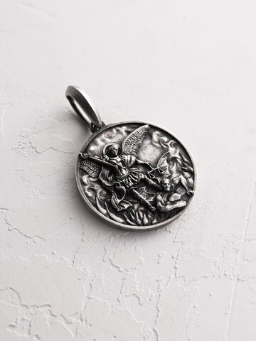 REYTEL Hangers 'ST. MICHAEL' in Zilver: voorkant