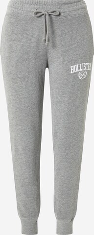 Tapered Pantaloni di HOLLISTER in grigio: frontale
