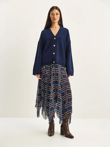 Gonna di Bianco Lucci in blu