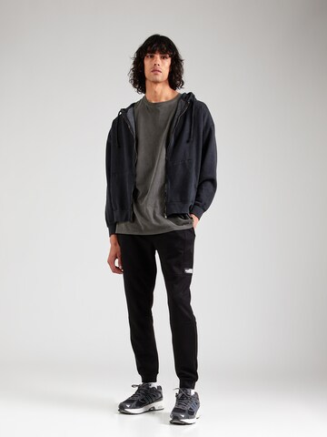 Tapered Pantaloni 'ONSLiam' di Only & Sons in nero