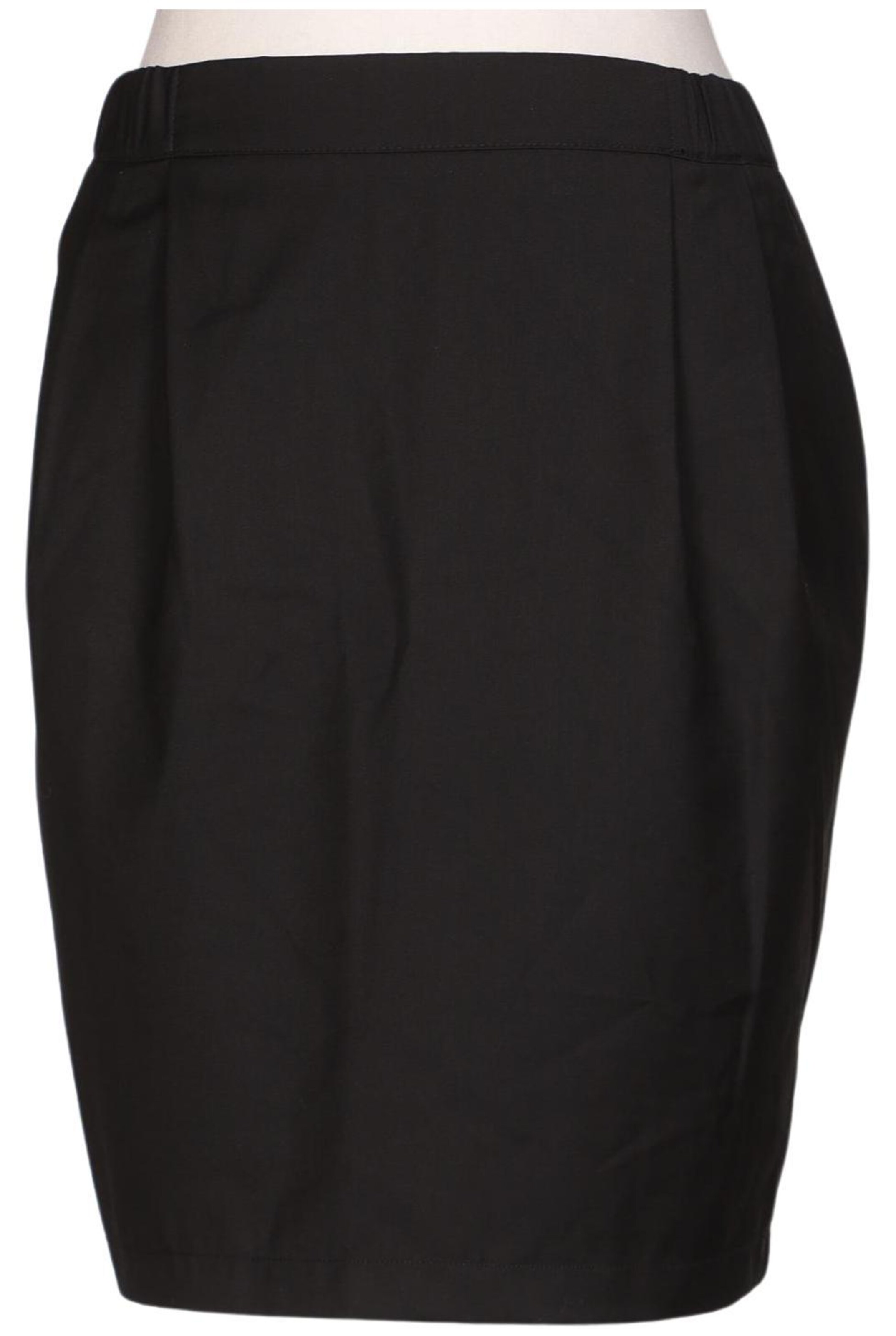 Kaffe Skirt in L in Black: front
