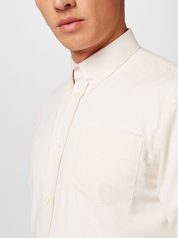 Regular fit Camicia 'Vencel' di By Garment Makers in beige