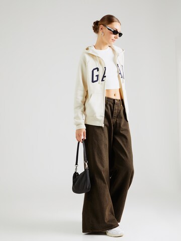 GAP Sweatjacke 'HERITAGE' in Weiß