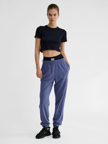 Hummel Tapered Sportsbukser i blå