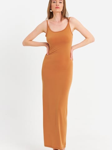 Cool & Sexy Klänning i gul: framsida