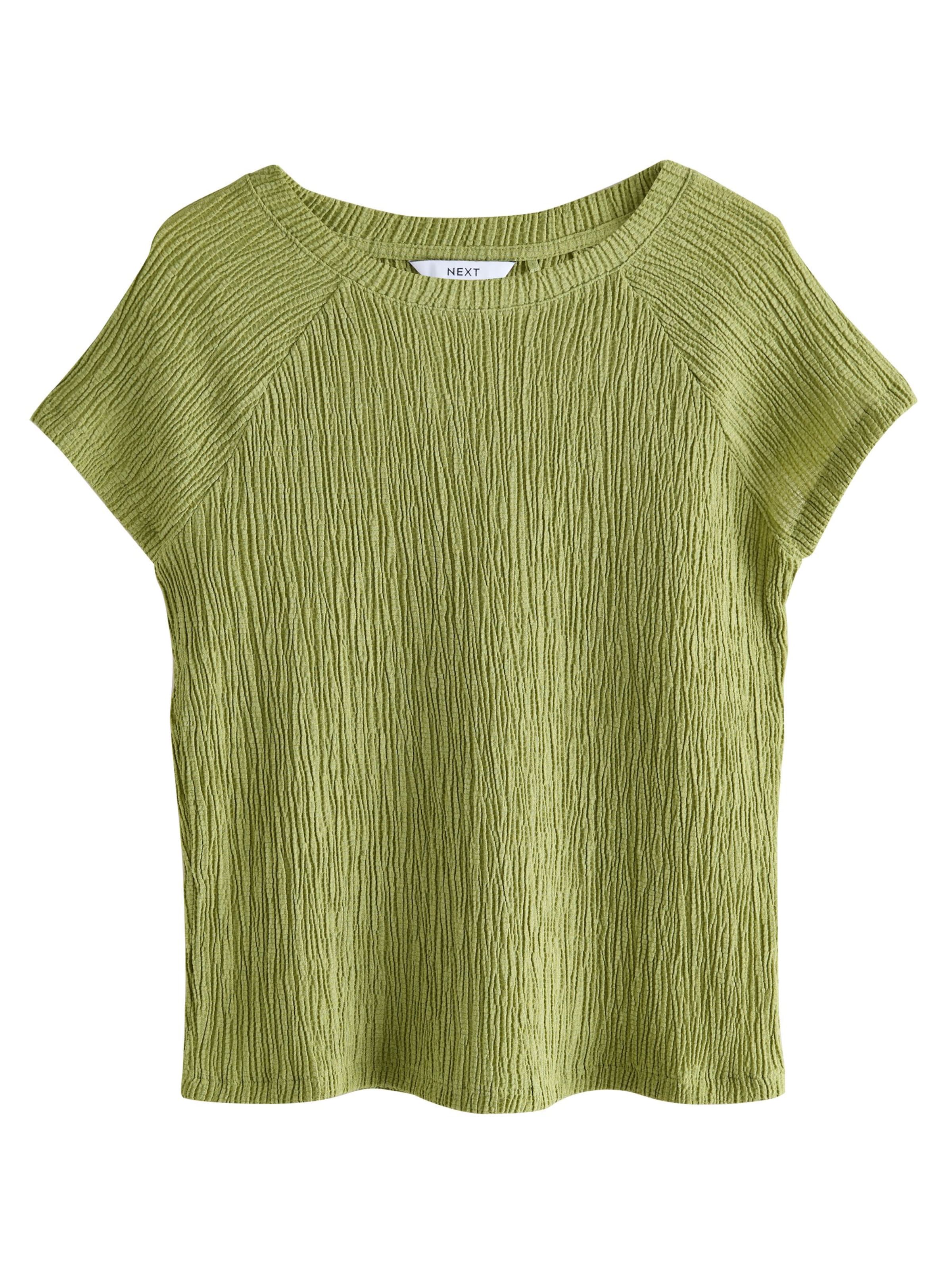 Next Pluus, värv roheline: eest vaates