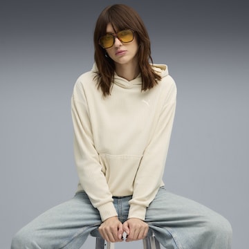 Sweat-shirt 'Essentials' PUMA en blanc : devant