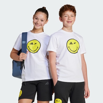 ADIDAS SPORTSWEAR Funktsionaalne särk 'Adidas x Smileyworld', värv valge: eest vaates