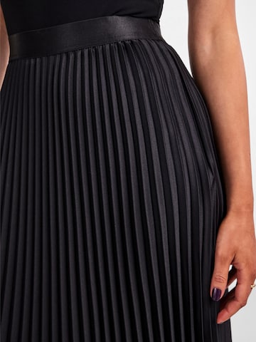 Y.A.S Skirt 'CELINE' in Black