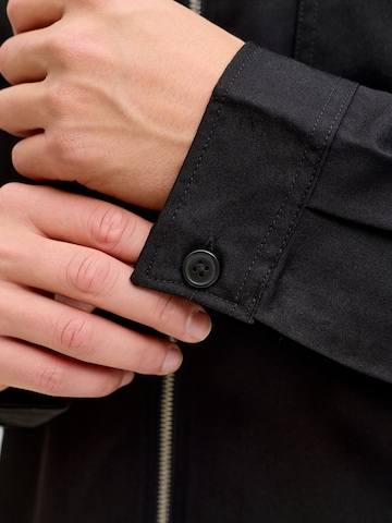 JACK & JONES Overgangsjakke i sort